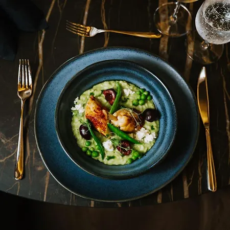 فندق Anna Grand 5*