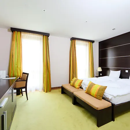 Ξενοδοχείο Anna Grand