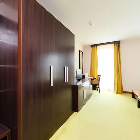 Hotel Anna Grand 5*