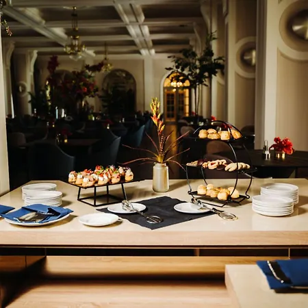 Anna Grand 5* Balatonfüred